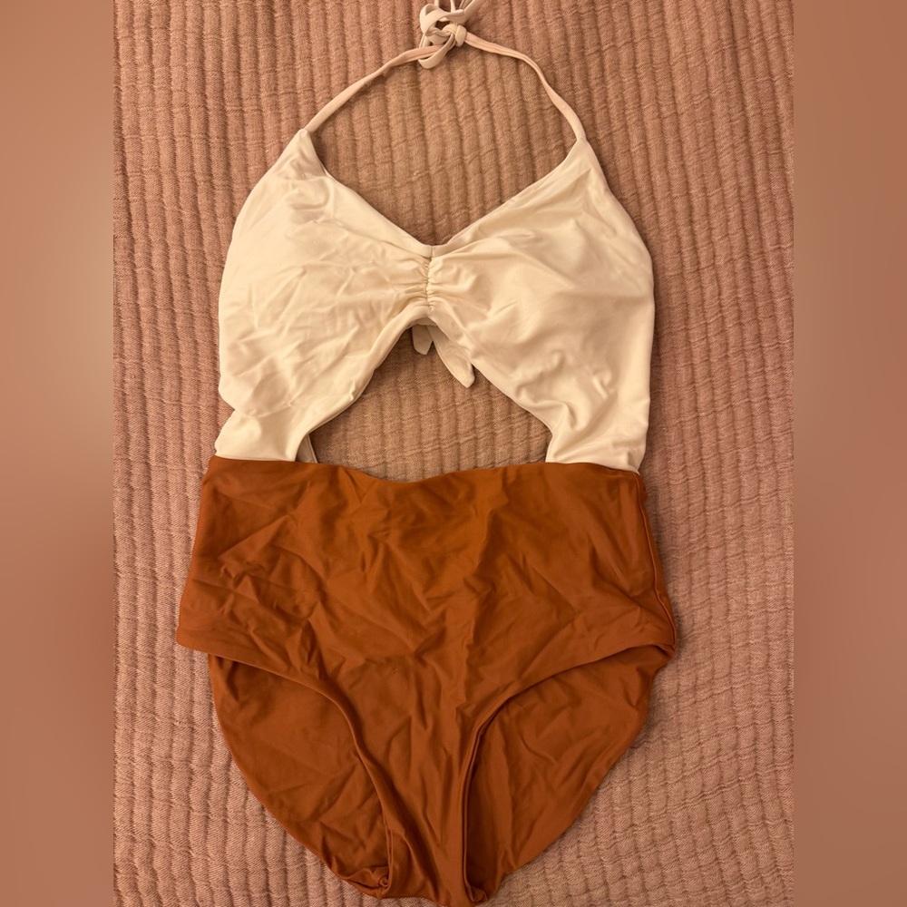 Raising Wild One-Piece Swimsuit - Cream & Rust